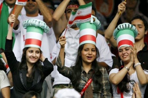جدیدترین عکسهای سکسی دختران ایرانی طرفدار Irn در جام